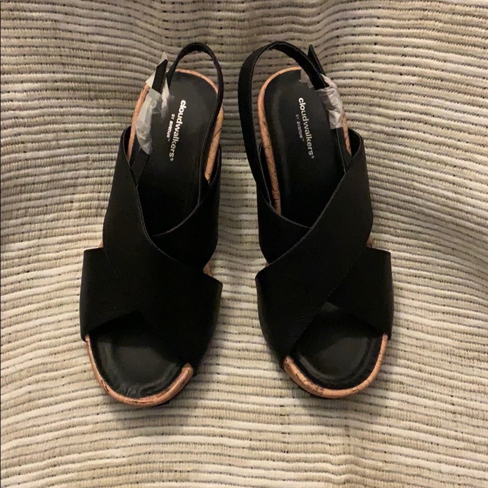 Loni’s Black